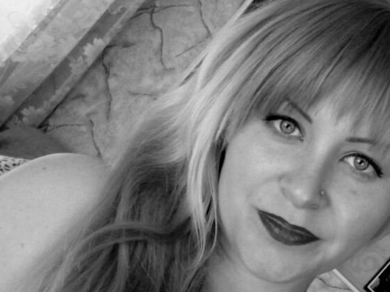 WhiteAngelXoXo immagine del profilo del modello di cam