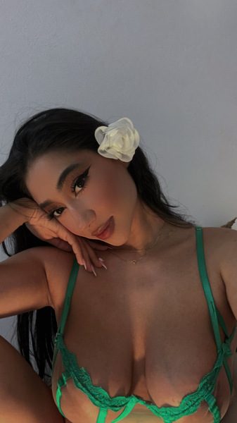 Performer CamilaSanchez Photo 1