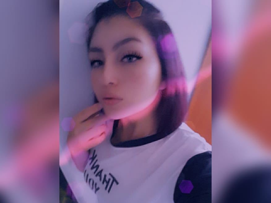 Image de profil du modèle de webcam Piinkyhot