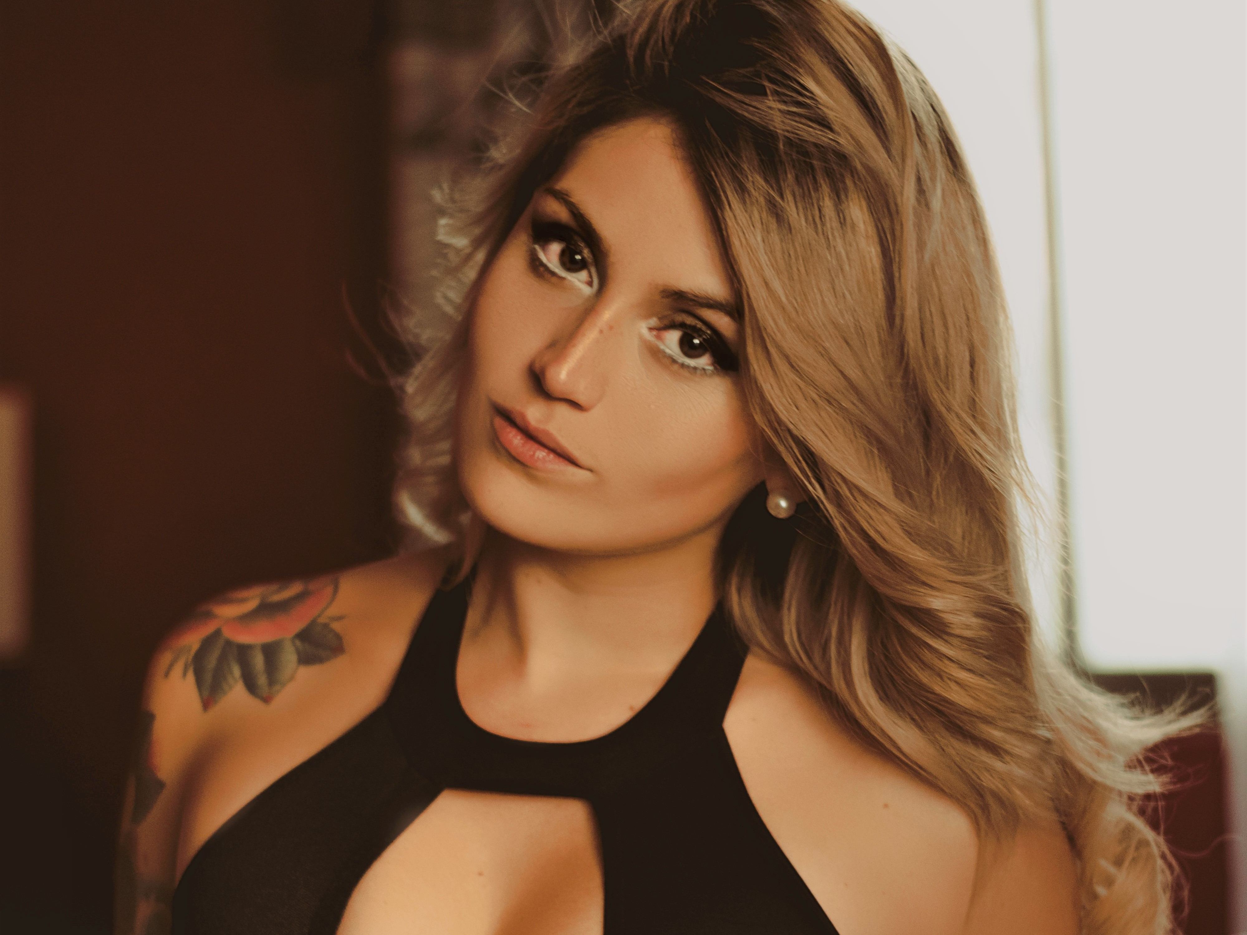 Profilbilde av Celline_Doll webkamera modell
