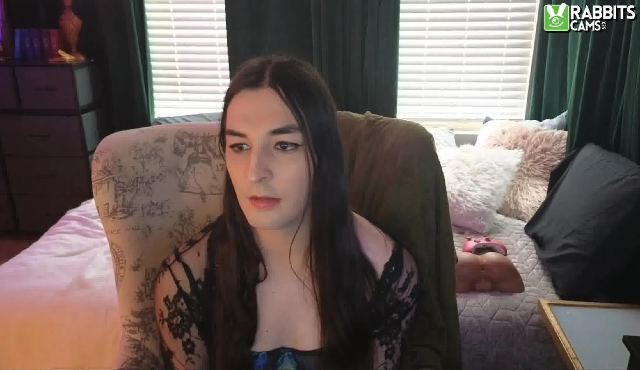 Artiest Thief0fHearts Video 1