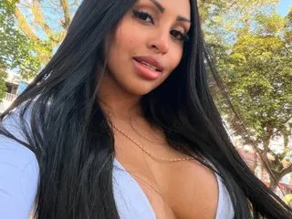 LATINA_BIG_CLITXXX