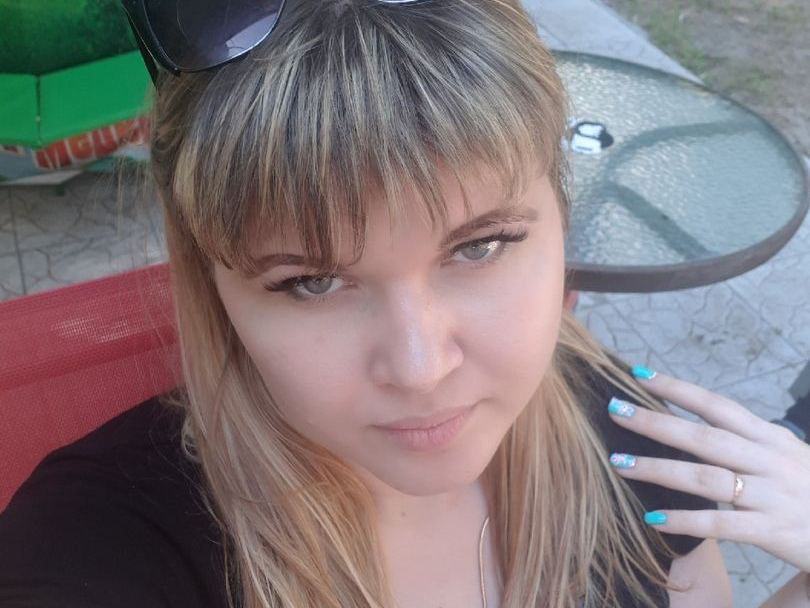BeautyMia immagine del profilo del modello di cam