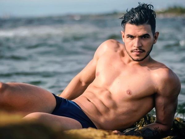 Imagen de perfil de modelo de cámara web de Pierre_vitale