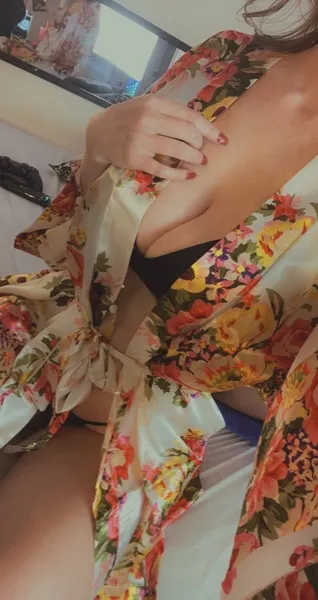 Performer ClassyKitties Photo 3