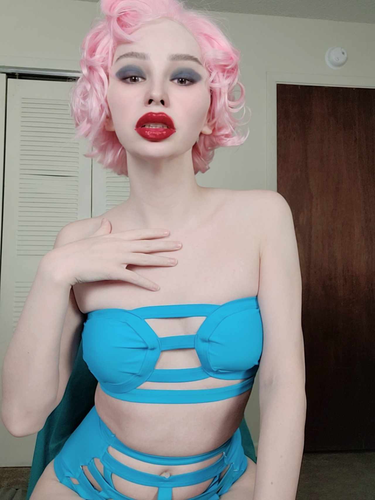 Intérprete ArielAllure Foto 2