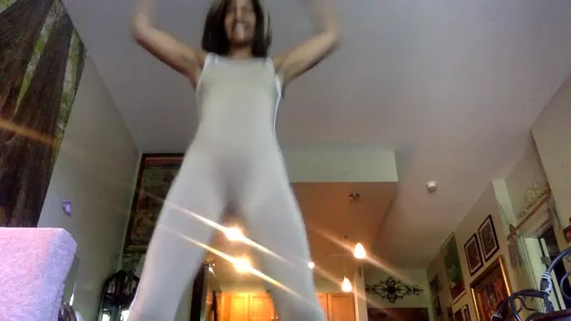 Interprete MoistHer Video 2