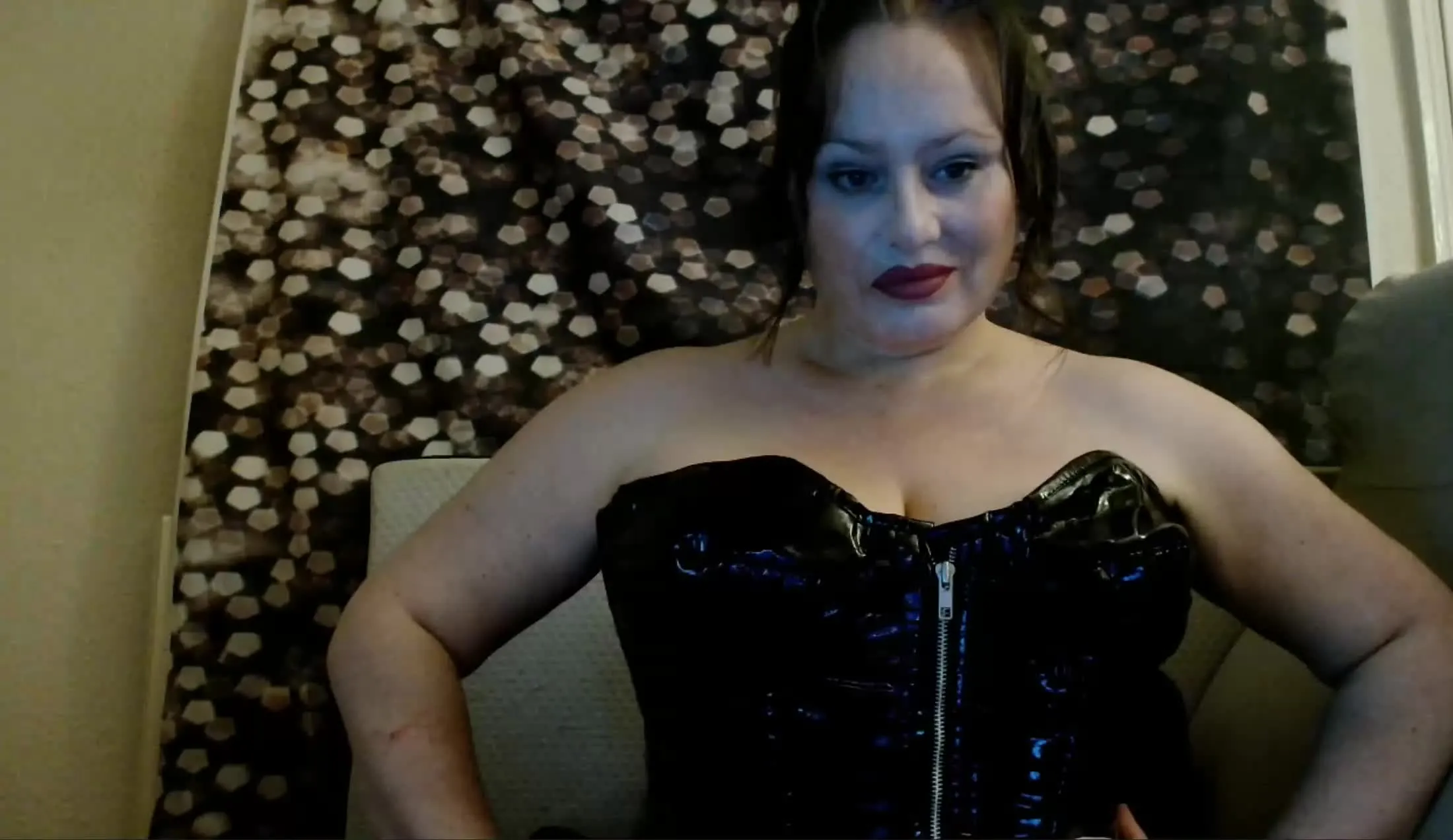 Artist TheDevineMissDeviant Video 2