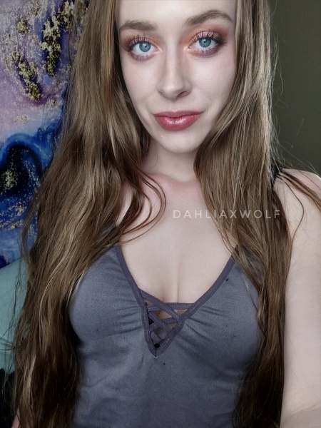 Interprete DahliaxWolf Foto 5