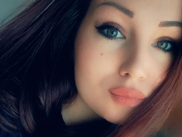 Bella_Blossom profilbild på webbkameramodell 