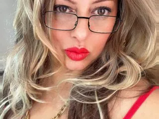 shakyhot1024 cam model profile picture