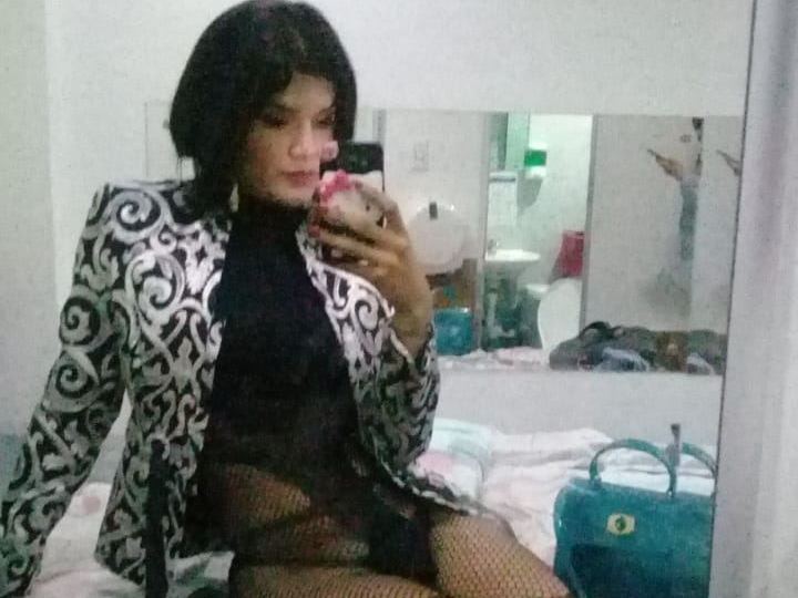 Halseydoll profielfoto van cam model 