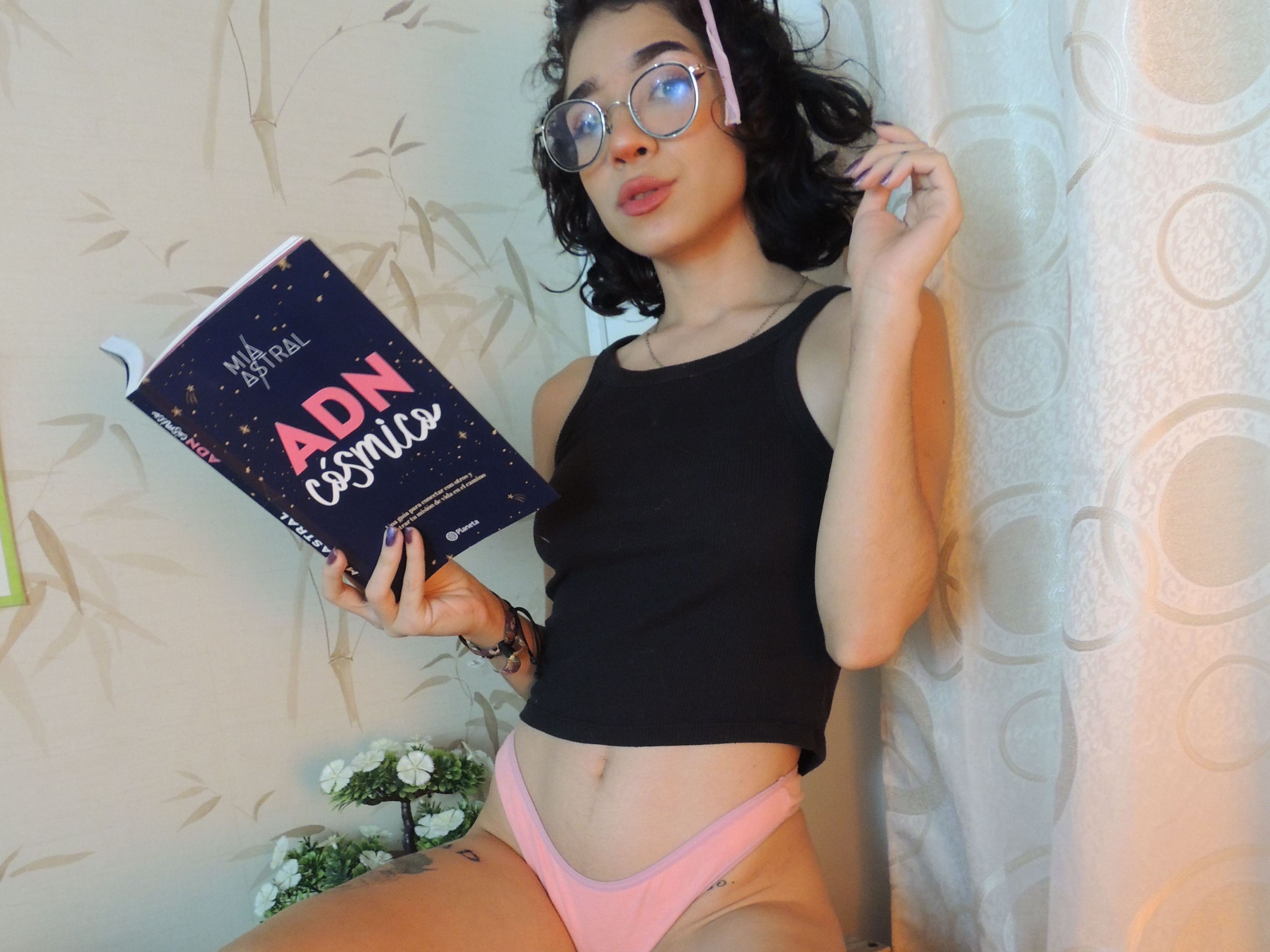 lyah_kat immagine del profilo del modello di cam