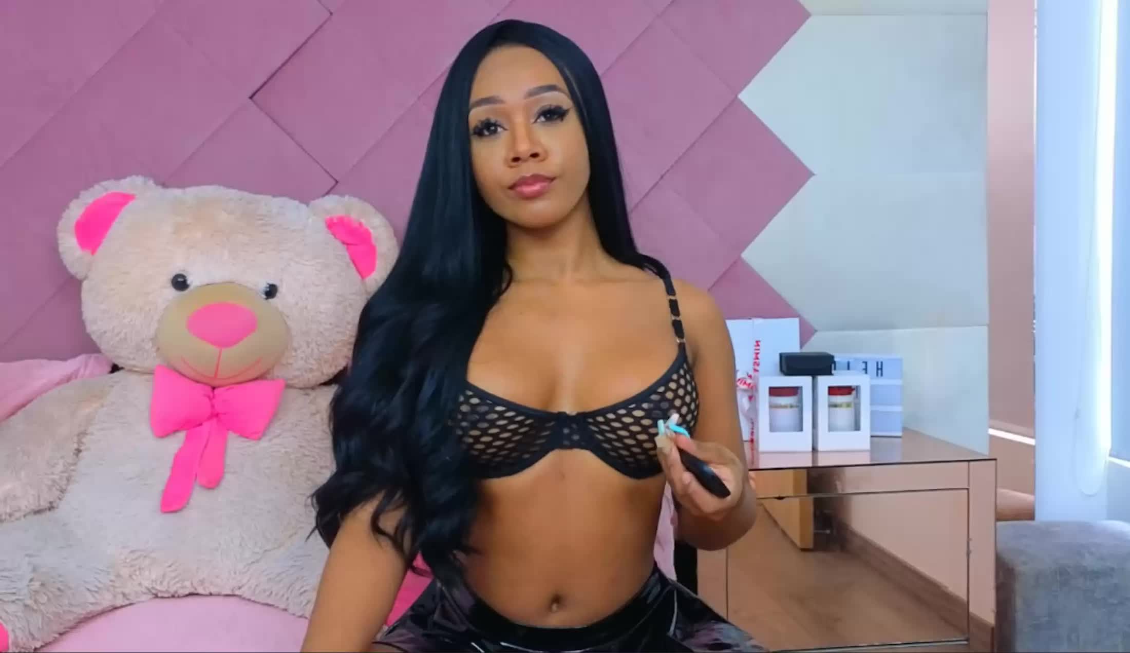 Artiest NahomySaens Video 1