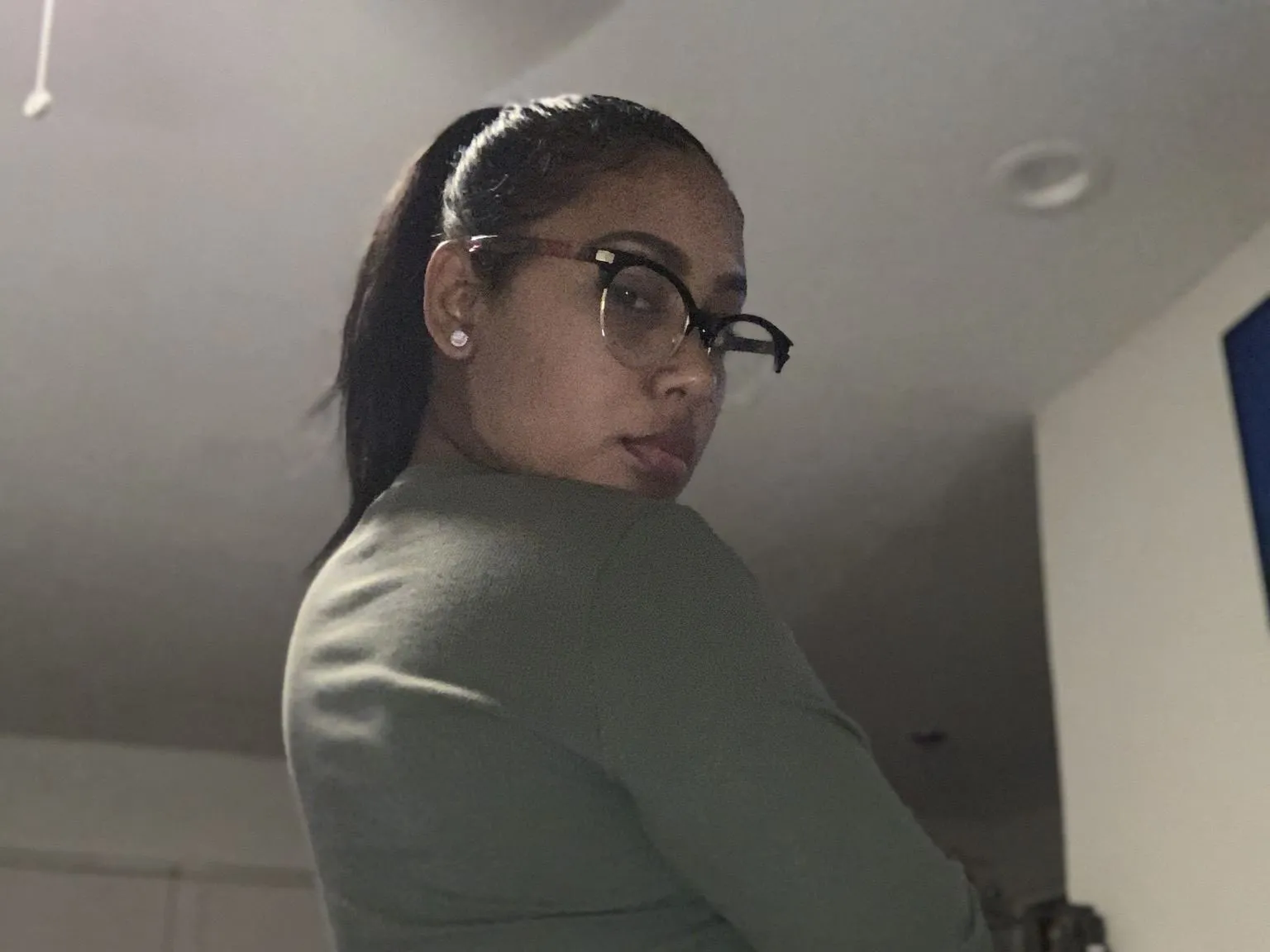 Foto de perfil de modelo de webcam de Izzylopez