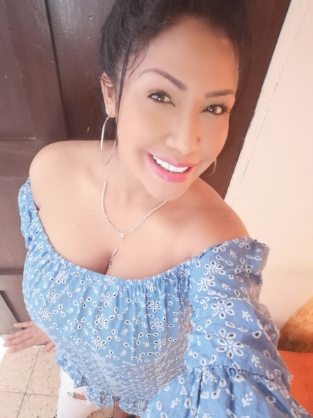 Performer NARCISABURGOS Photo 6