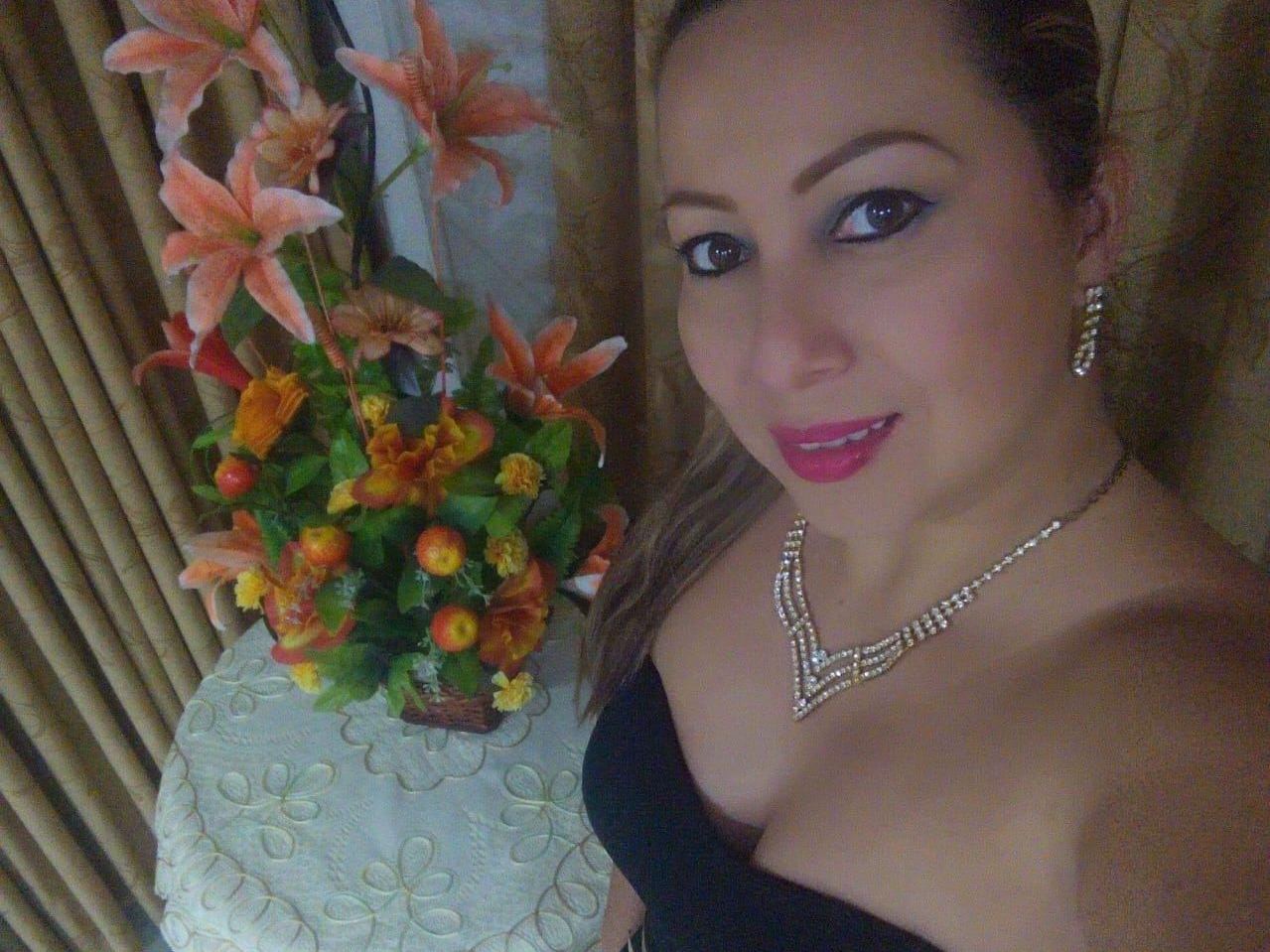 Image de profil du modèle de webcam Lorenlove3