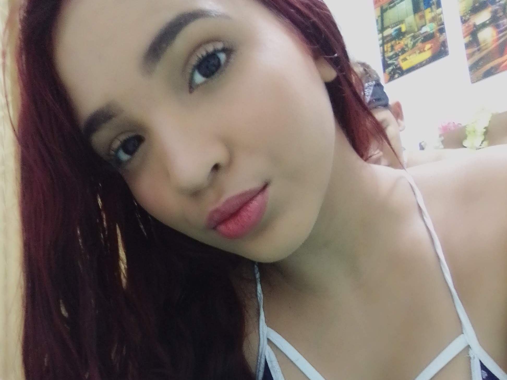 Imagen de perfil de modelo de cámara web de khloe_castillo