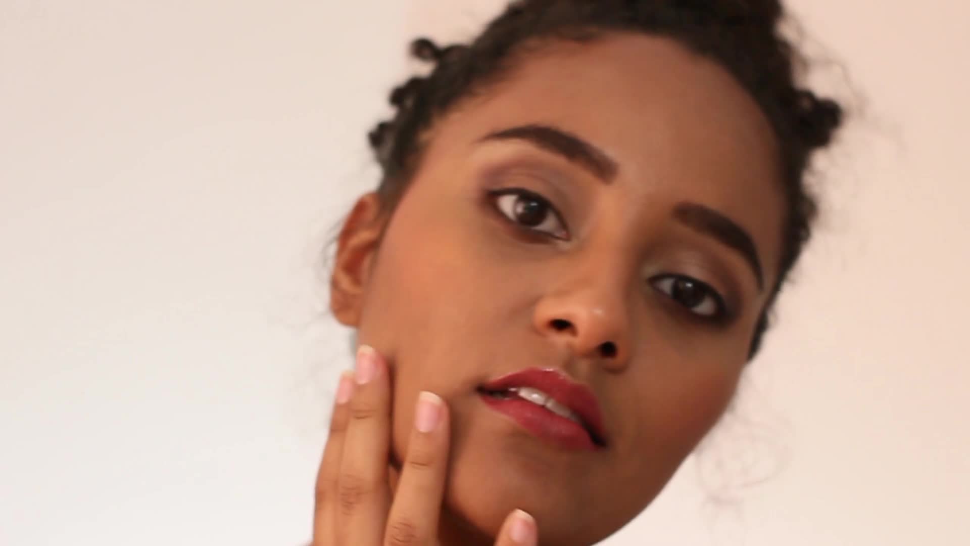 Artist Tesilu Video 2