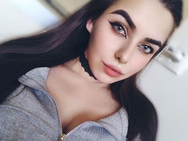 xYourSweetyAlicex profilbild på webbkameramodell 