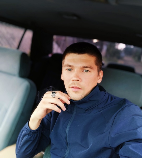 Performer JohniLight Photo 7