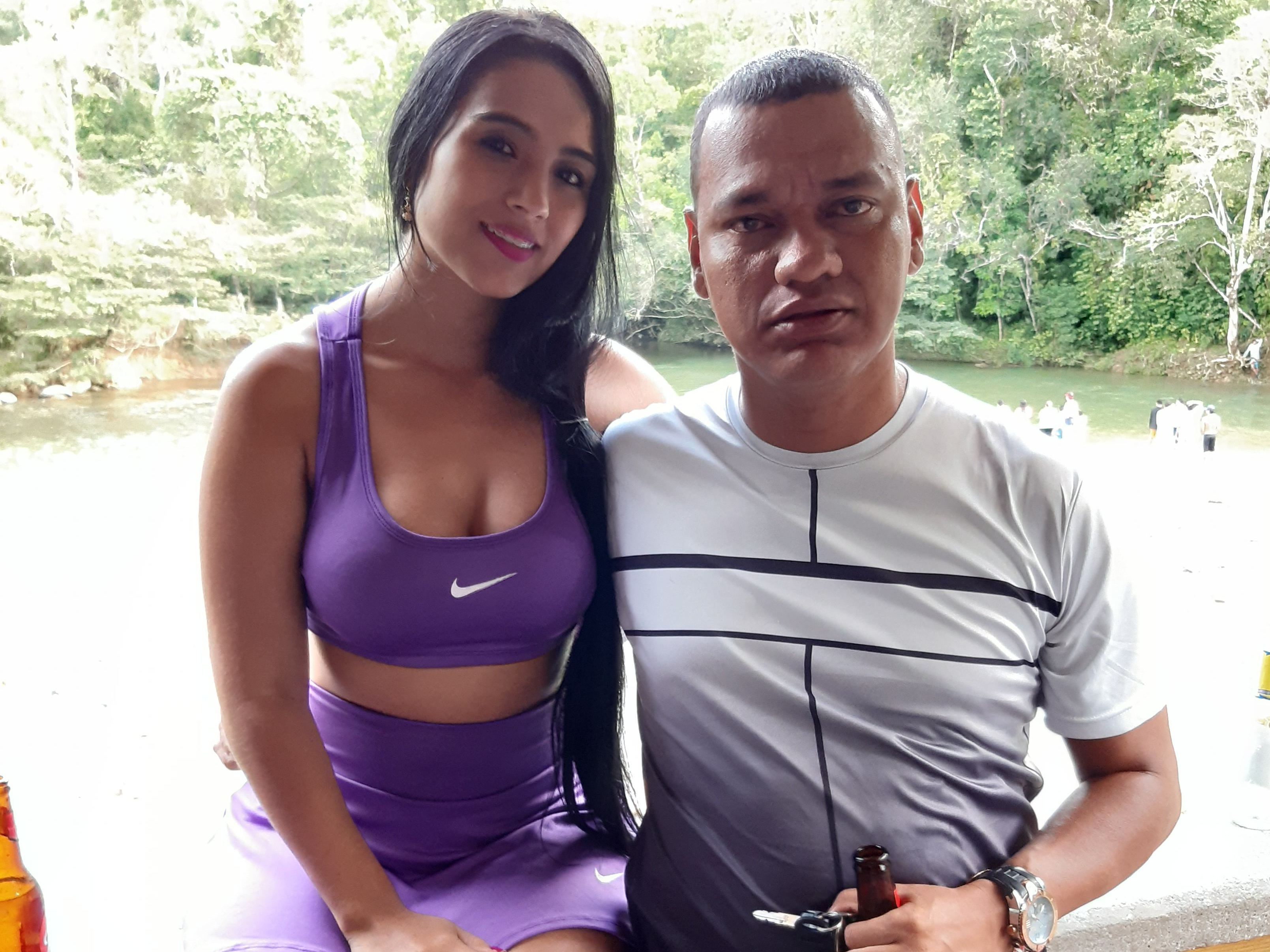 Coupleferan profielfoto van cam model 