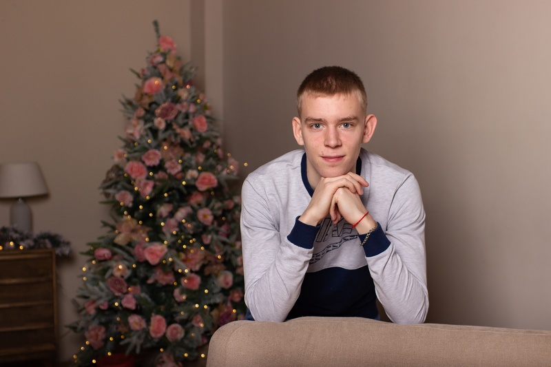 Performer LouiseSpry Photo 2