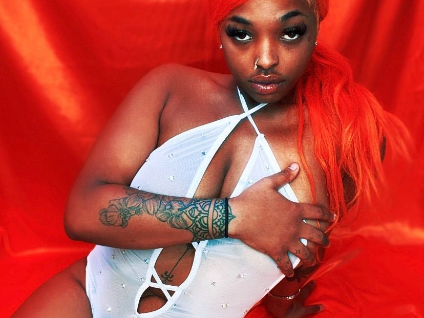 DonnaMatrixx profielfoto van cam model