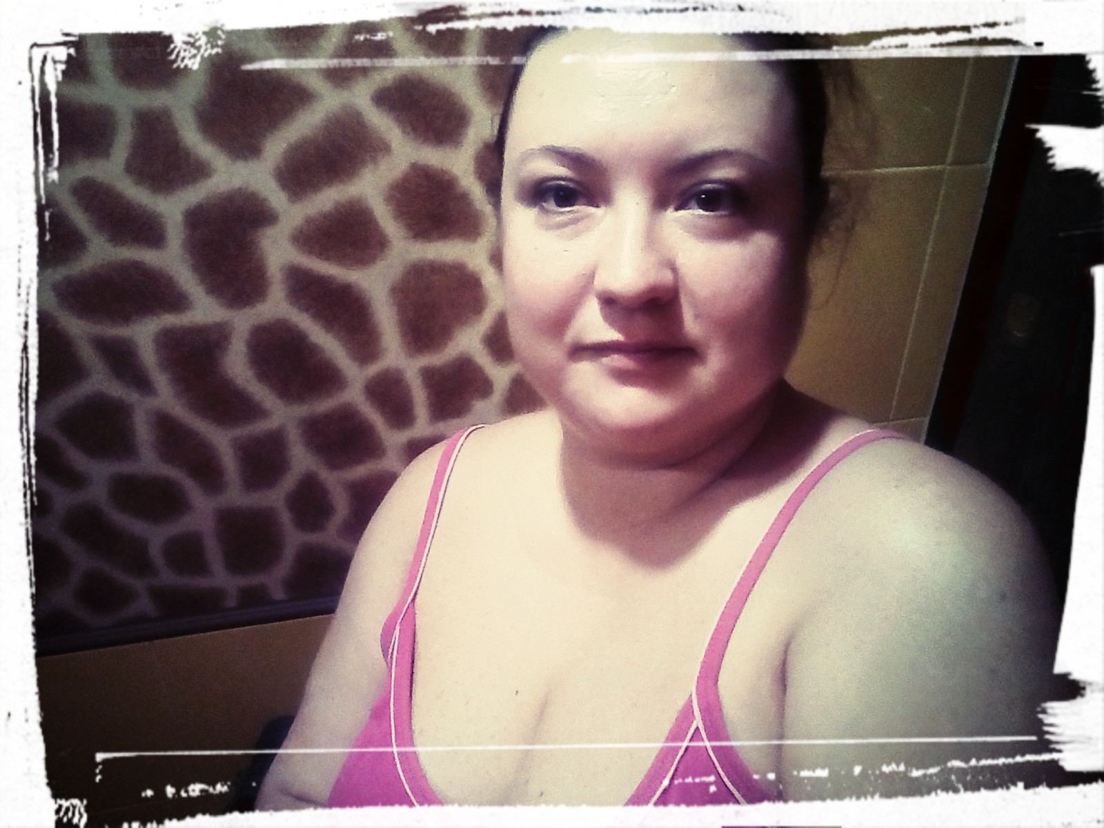 Image de profil du modèle de webcam FineDilana