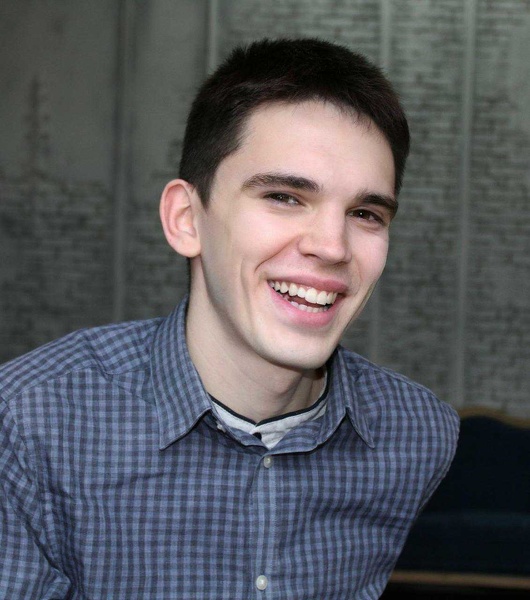 Performer SunsetSimon Photo 4