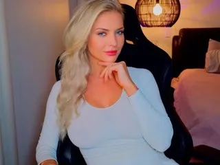 MsLindsayDevis