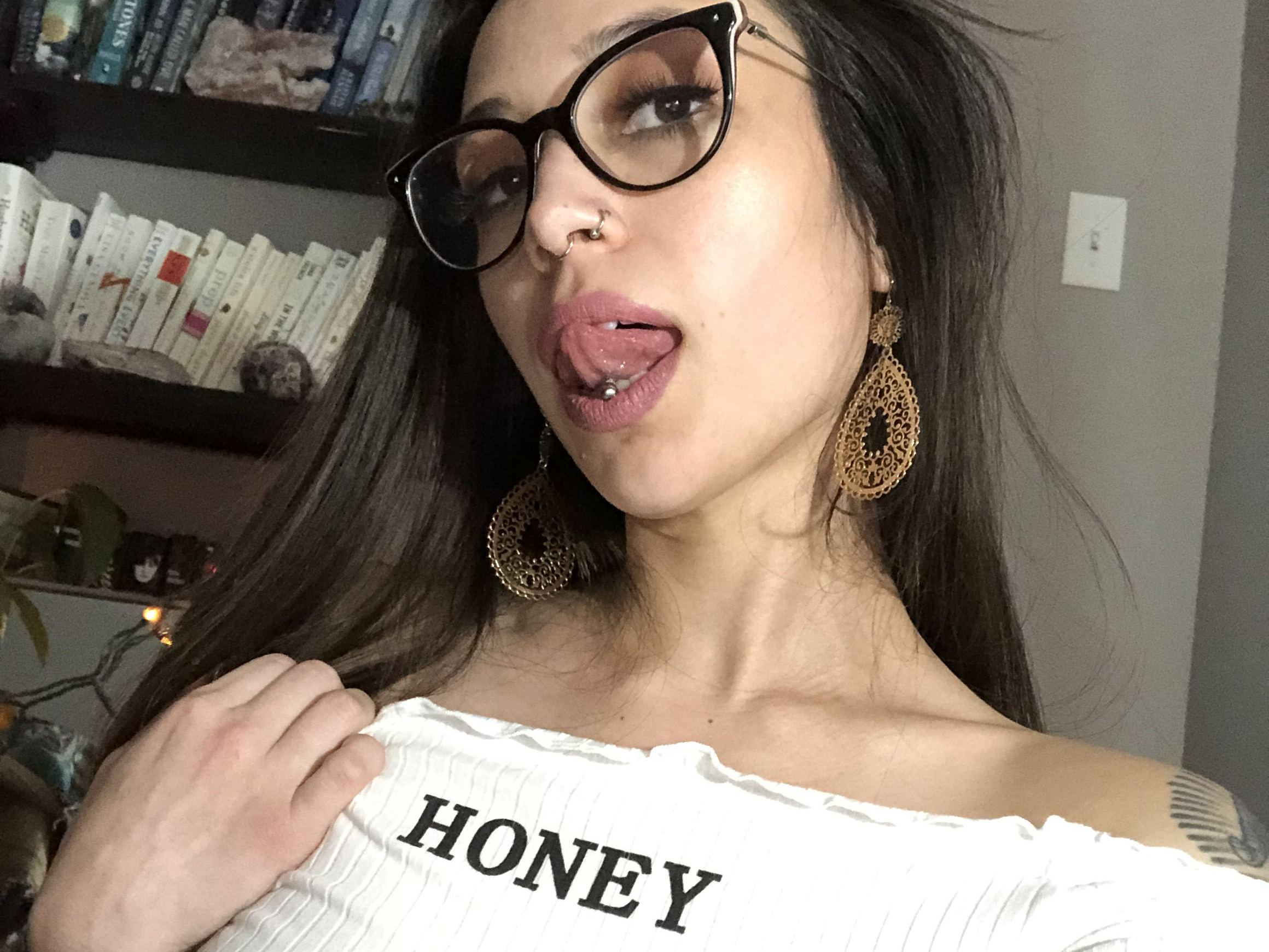 Profilbilde av LillyLou44 webkamera modell