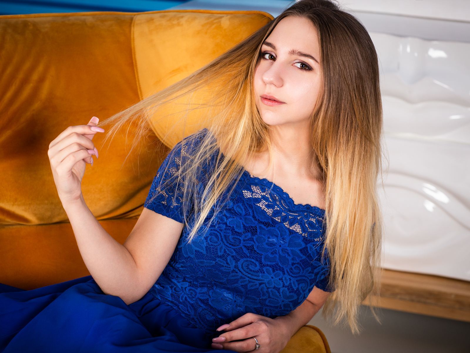 Imagen de perfil de modelo de cámara web de Isobel_Deen