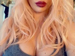 Imagen de perfil de modelo de cámara web de SageDuchess