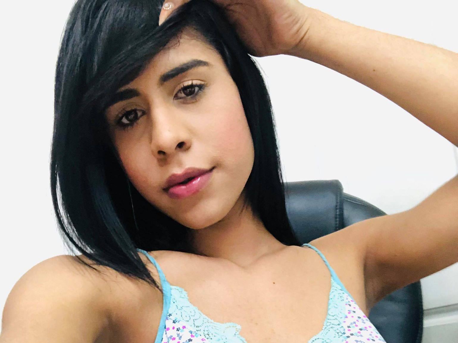 veronicalatin Profilbild des Cam-Modells 