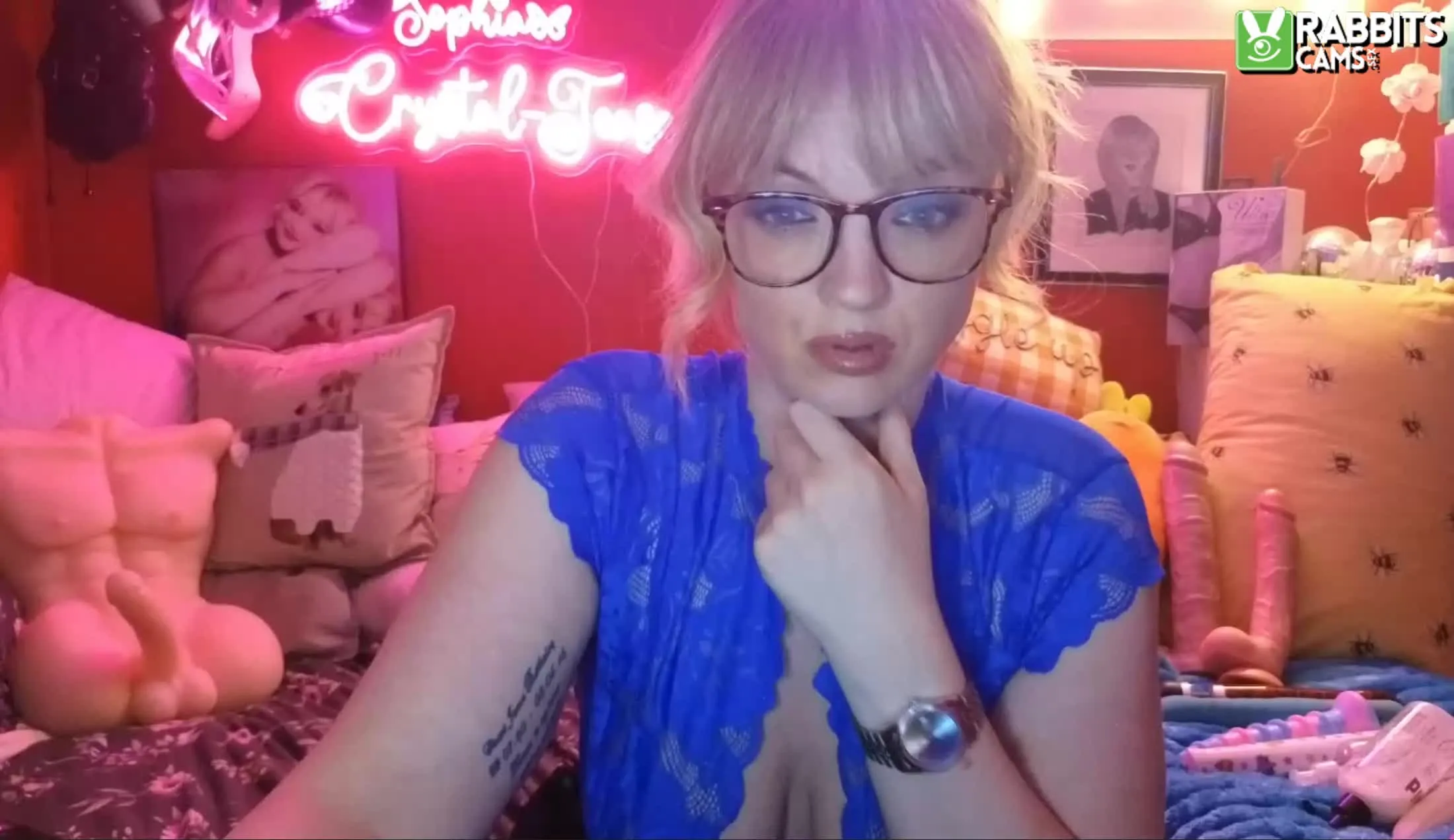 Artist PINKCRYSTAL Video 2