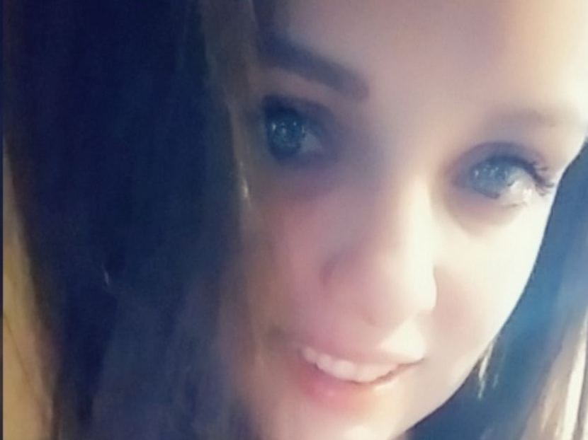 PinkIvyXO profielfoto van cam model 