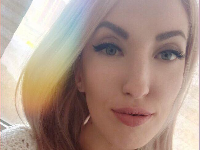 Mary_SladCoo profielfoto van cam model 