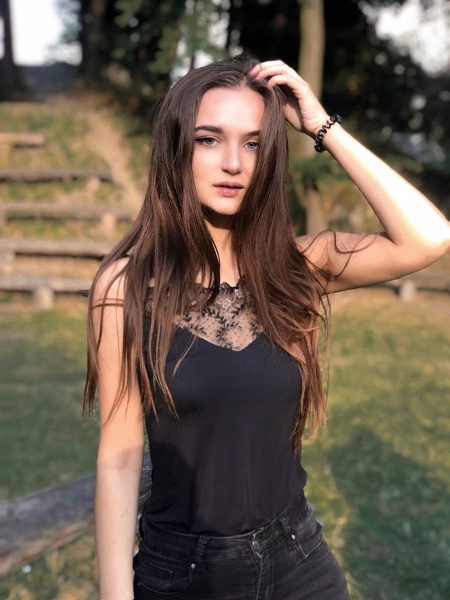 Performer MartaSun Photo 9