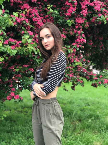 Performer MartaSun Photo 3