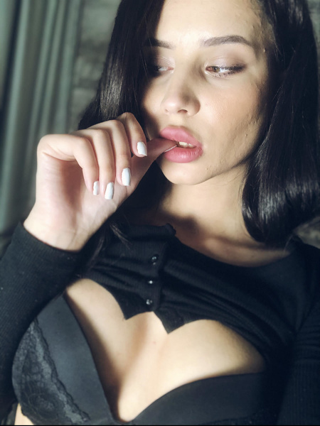 Interprète SashaRaee Photo 11