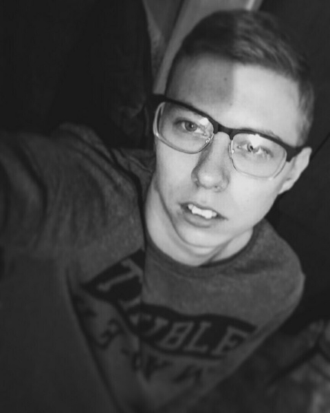 Performer WonderStrai Photo 4