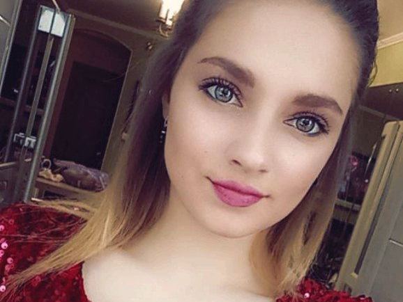 FireSara profielfoto van cam model 