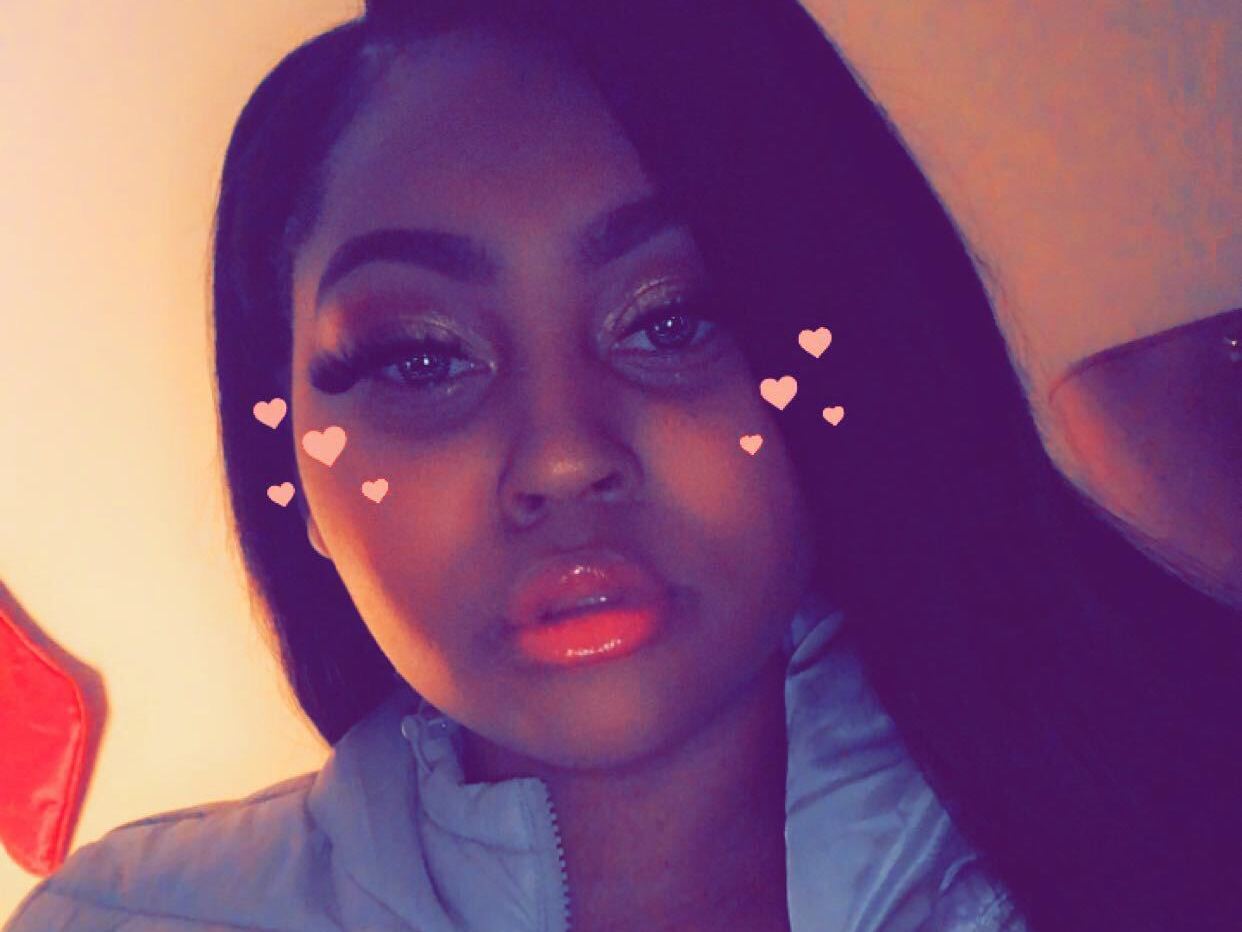 Image de profil du modèle de webcam Tori_slay88
