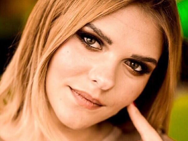 Imagen de perfil de modelo de cámara web de HopeHope