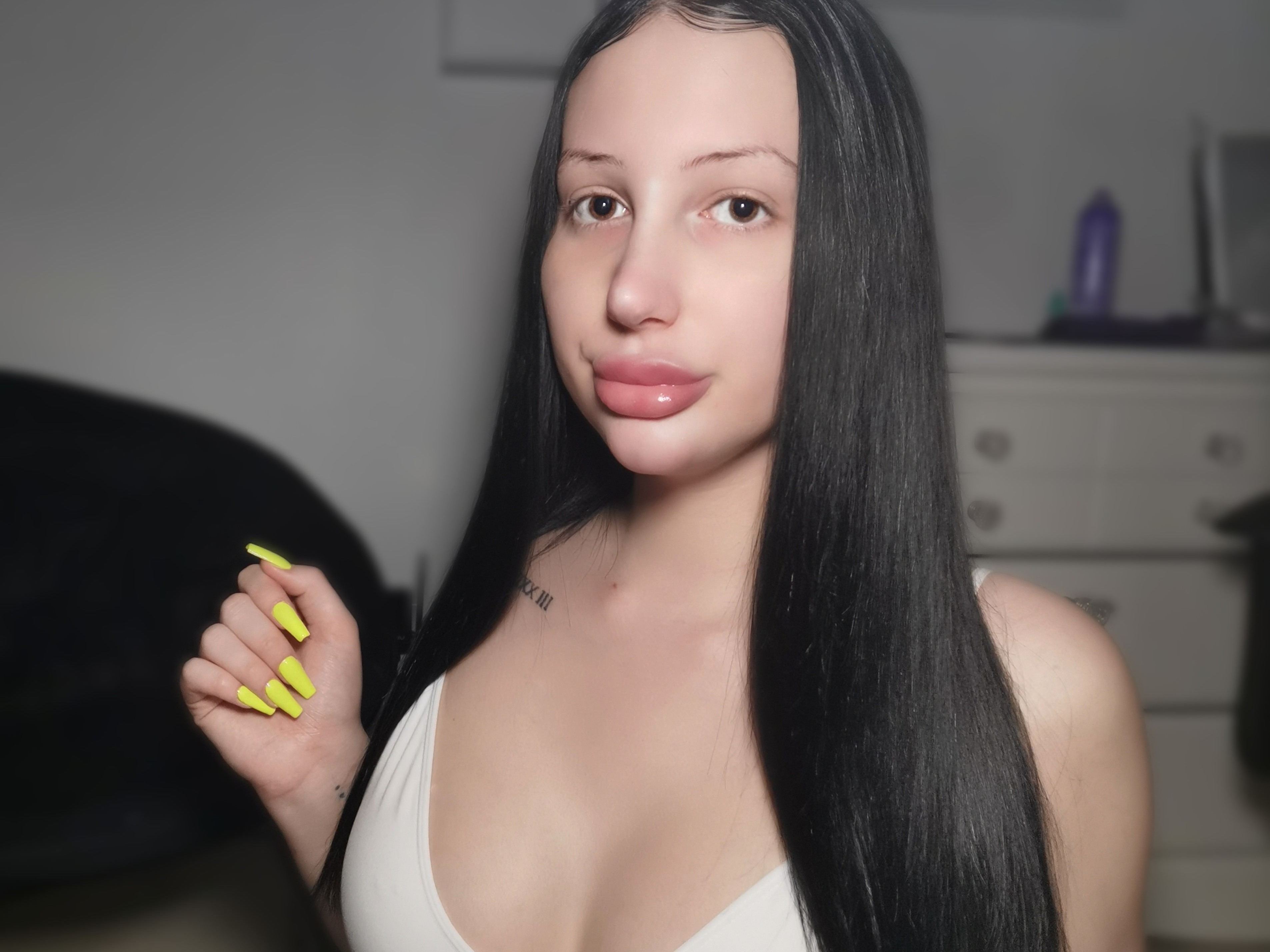 Ivonababyxx Profilbild des Cam-Modells 