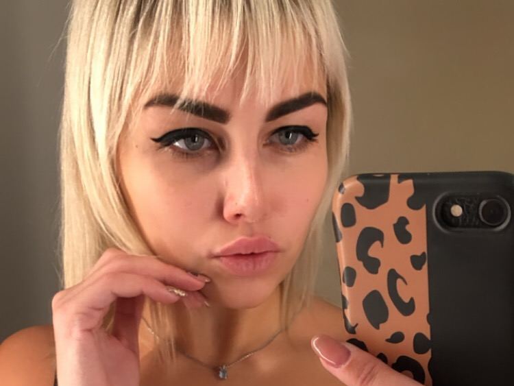 SereneElles profielfoto van cam model 