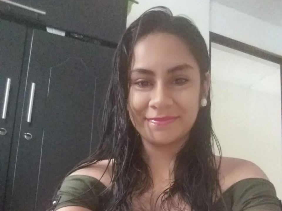 Image de profil du modèle de webcam maggie47
