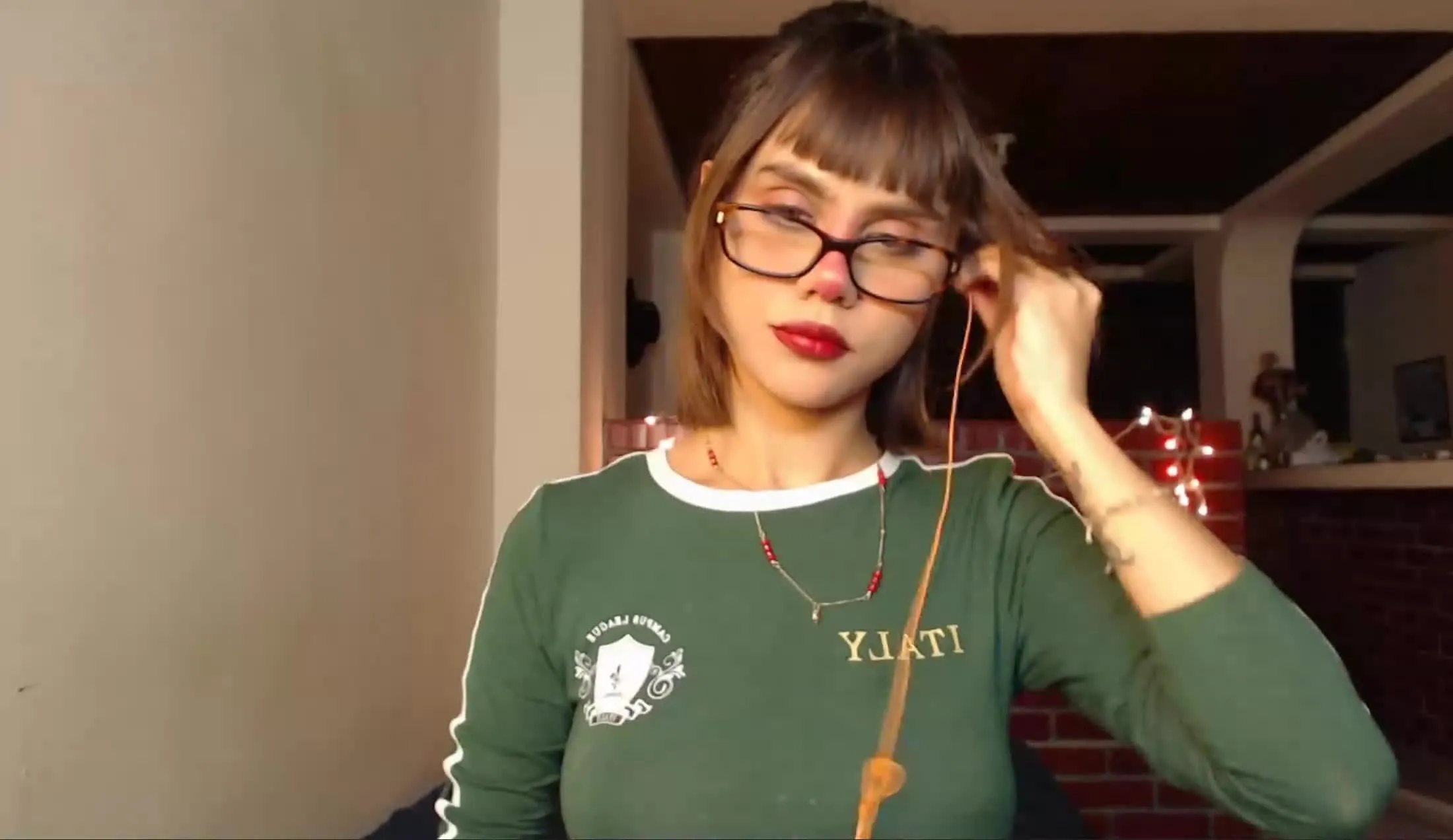 Interprete VictoriaDinucci Video 2