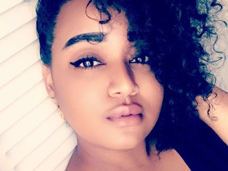 Image de profil du modèle de webcam NielahOrtiz